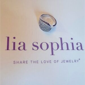Lia Sophia size 9 ring